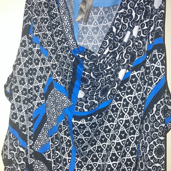 Penningtons 5X (28W) Cowl Neck Top - Picture 3 of 5